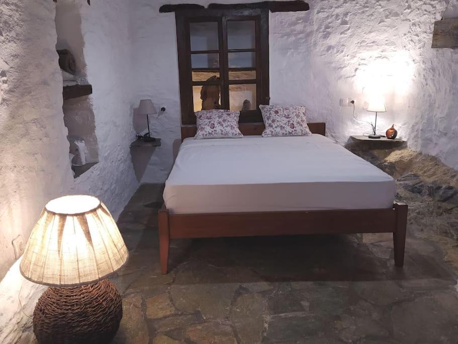 Ano Syros Marvellous Oven Apartment Екстериор снимка