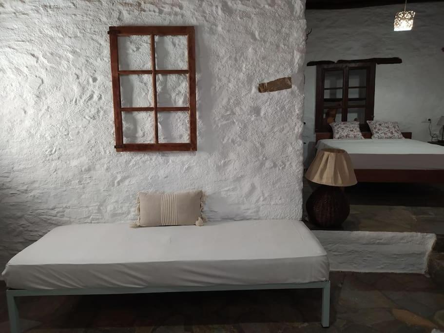 Ano Syros Marvellous Oven Apartment Екстериор снимка